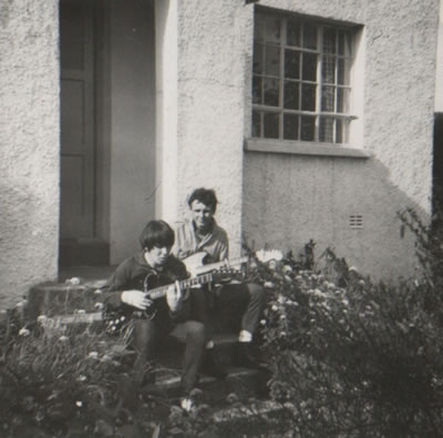 Photo 8 Brian  John on Cottage Steps Broadgate