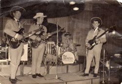 n724449821_1682908_8151058